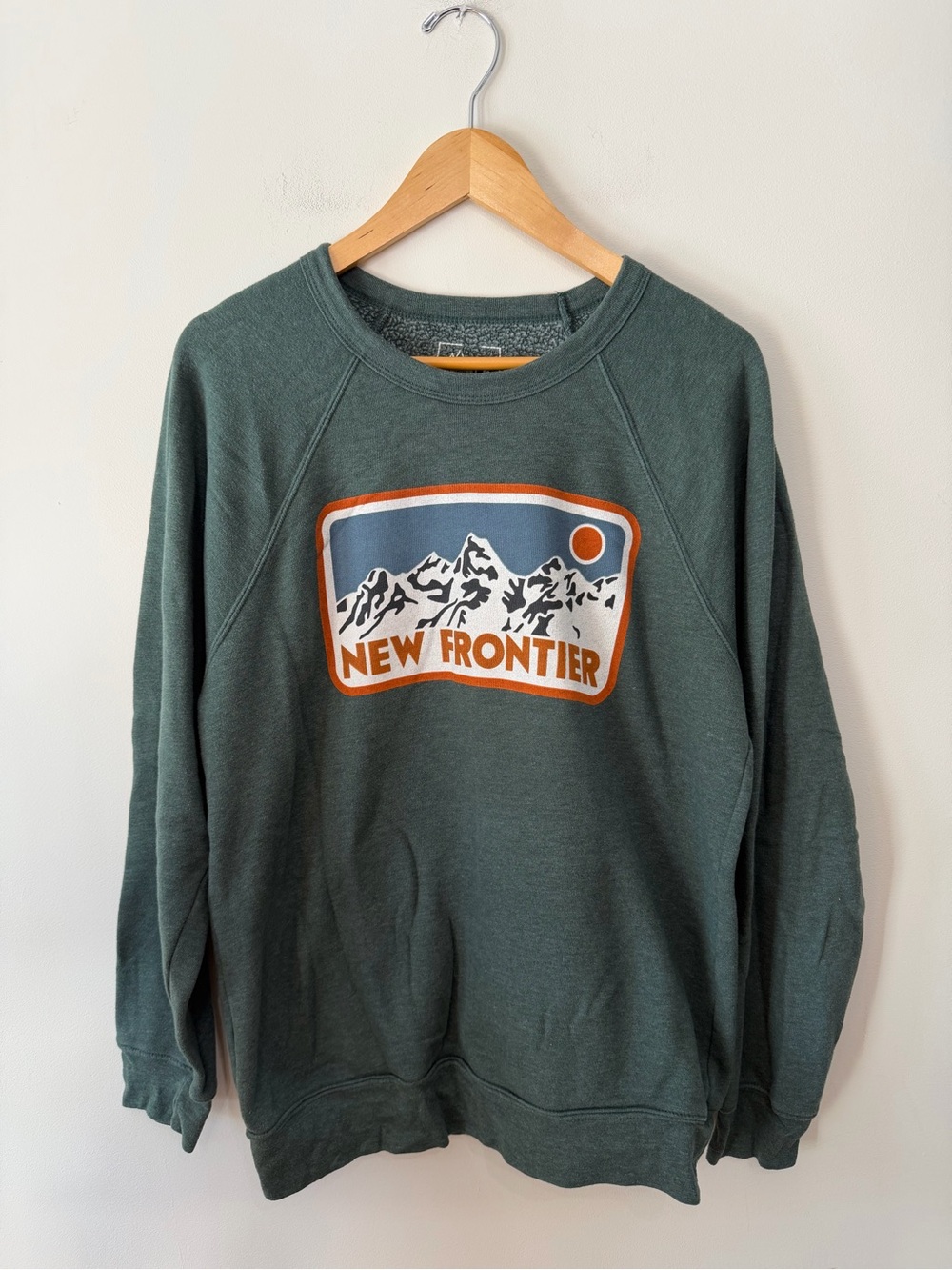 New Frontier Outdoors Drop Shoulder Crewneck Fleece Sweatshirt Green Women’s L